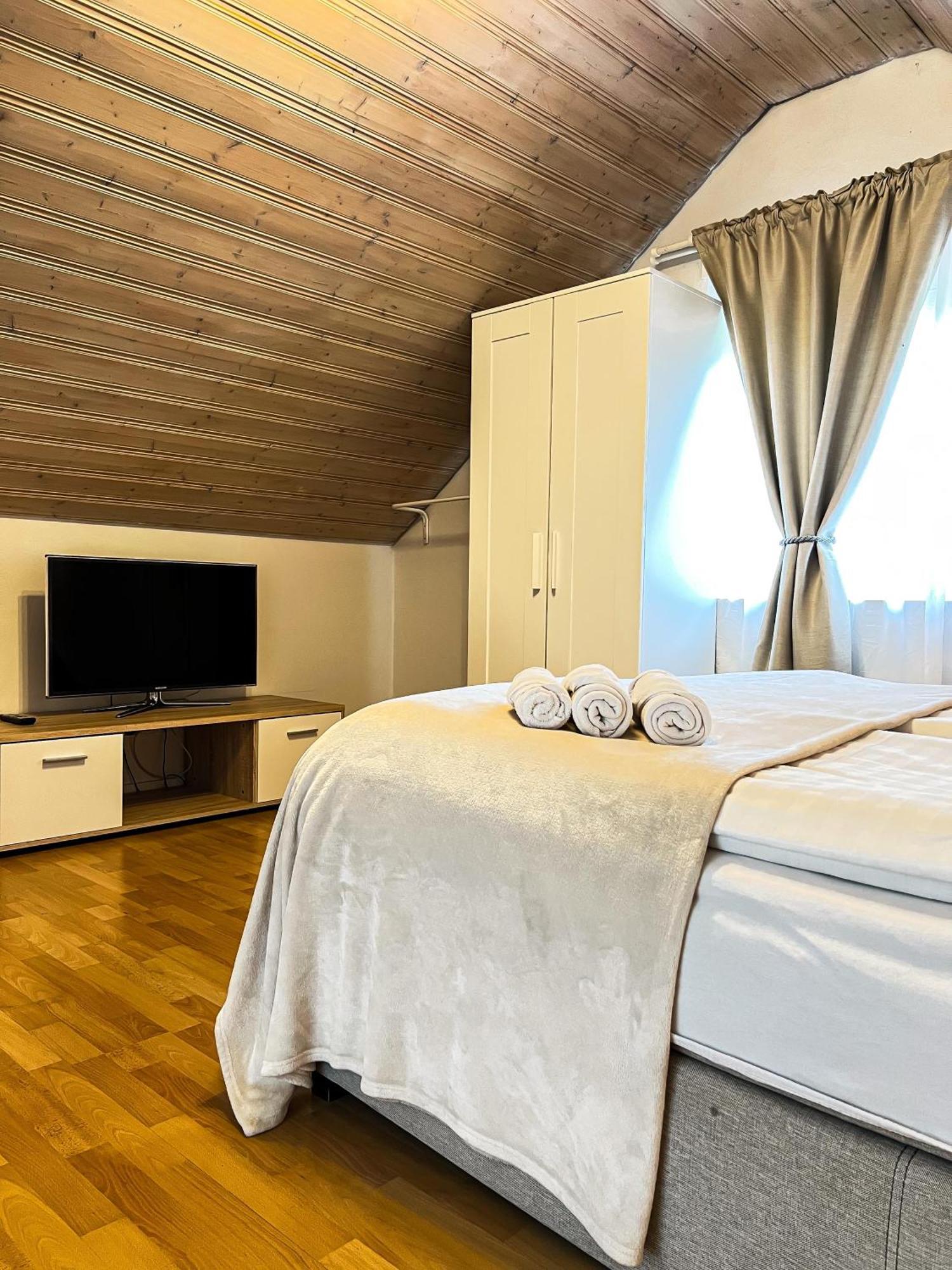 Epa Apartment - Switzerland Style Руст Екстериор снимка